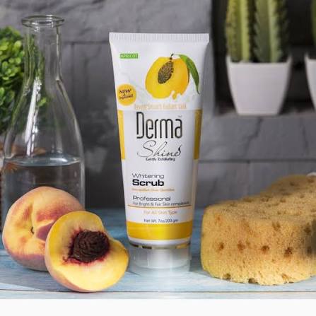 Derma Shines Brightening Scrub